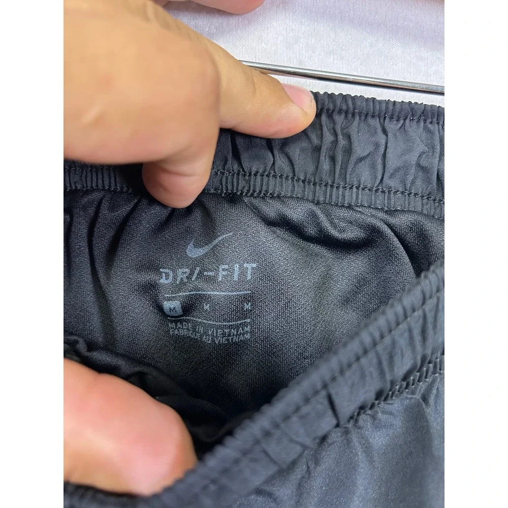 Athletic Gymcore Nike Women M Black White‎ Dri-FIT Tempo Running Shorts